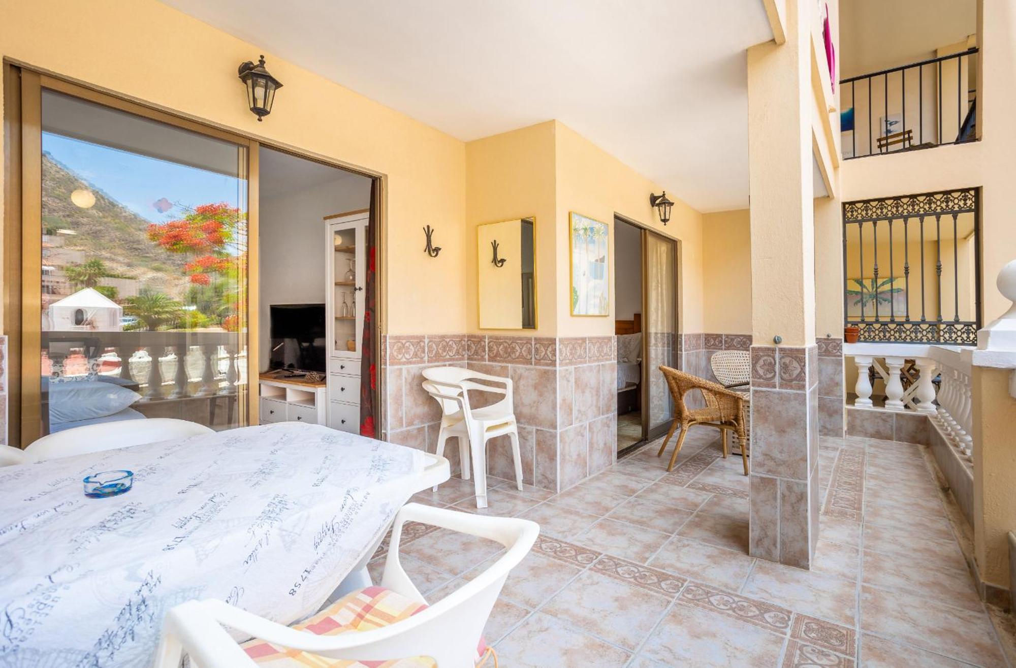 Castle Harbour Melanie'S Apartment By Lovetenerife ลอส กริสเตียนอส ภายนอก รูปภาพ