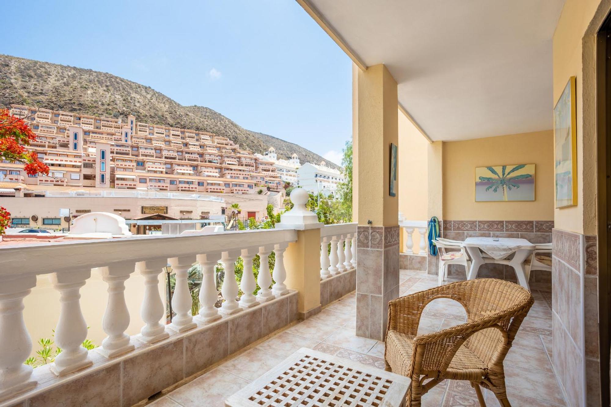 Castle Harbour Melanie'S Apartment By Lovetenerife ลอส กริสเตียนอส ภายนอก รูปภาพ